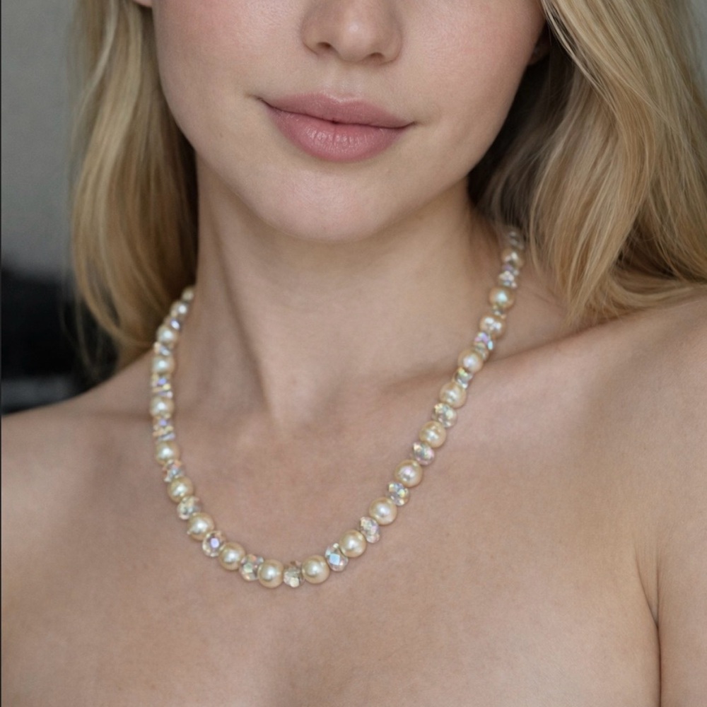 Pearl and Crystal necklace